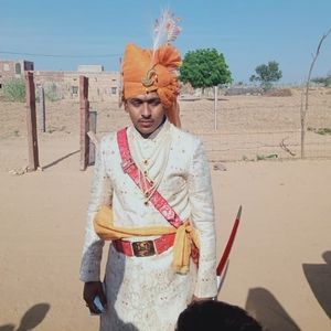 Meet your Posher, Madan